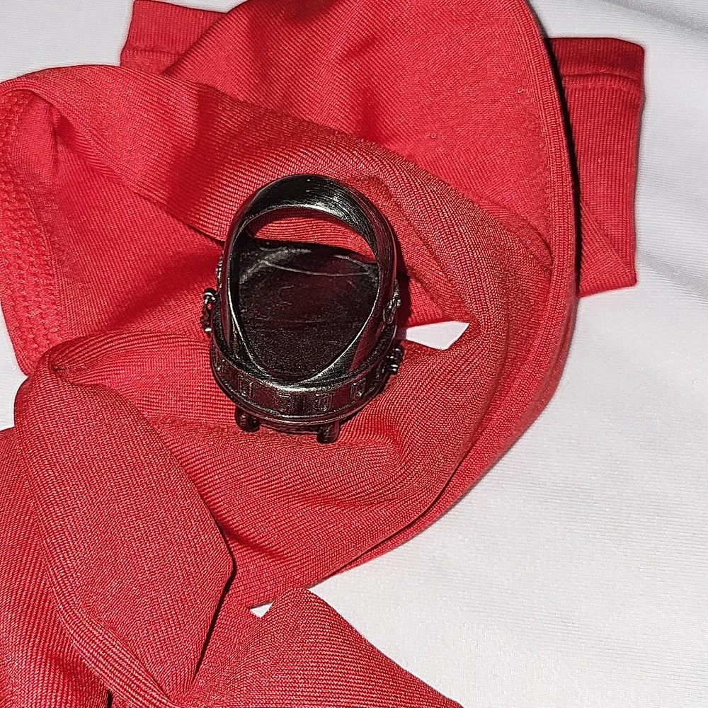 Poison ring - Picture 9 of 12